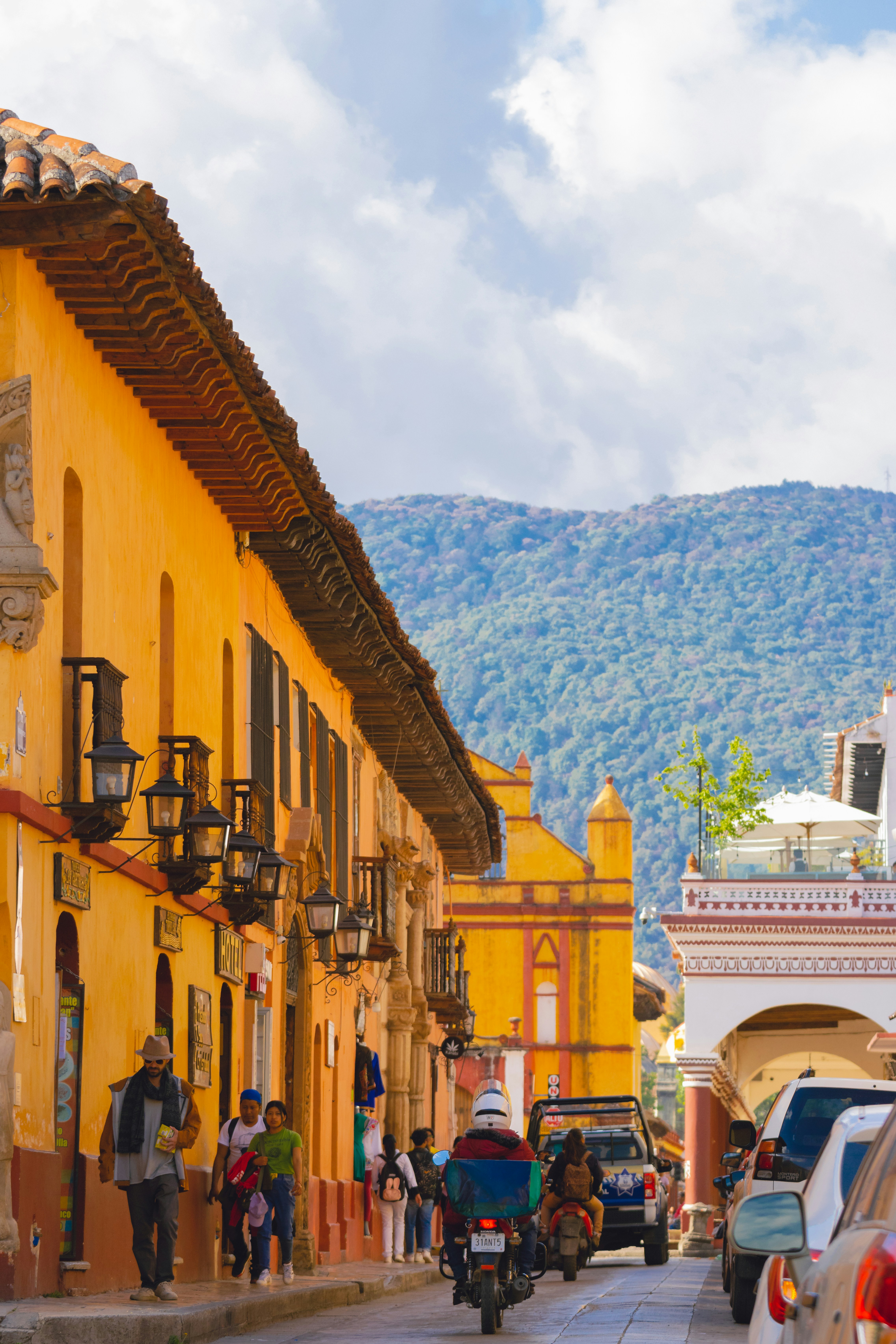 Panajachel to San Cristóbal de las Casas, Mexico Shuttle: Price, Schedule, and Border Crossing (2026)